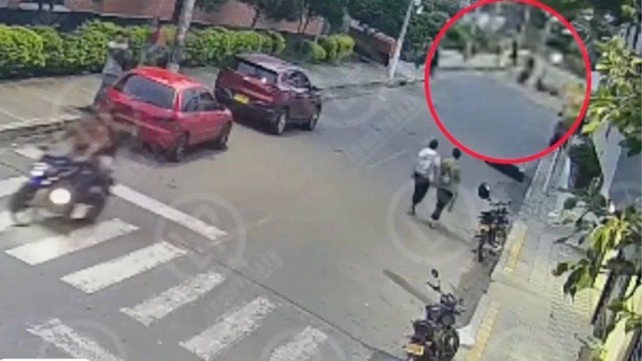 Video: Investigan muerte de joven motociclista en Girón: ¿accidente o raponazo?