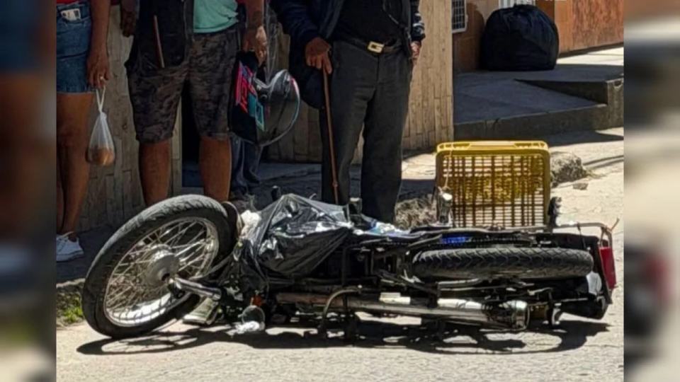 En cuestión de segundos, la Calle Real fue escenario del último recorrido de Arévalos Linares.