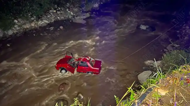 Fue identificado el hombre que perdió la vida tras caer con todo y carro al río Suratá - imagen 2