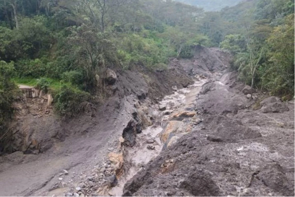 VIDEO: Avalancha dejó incomunicada a la provincia García Rovira