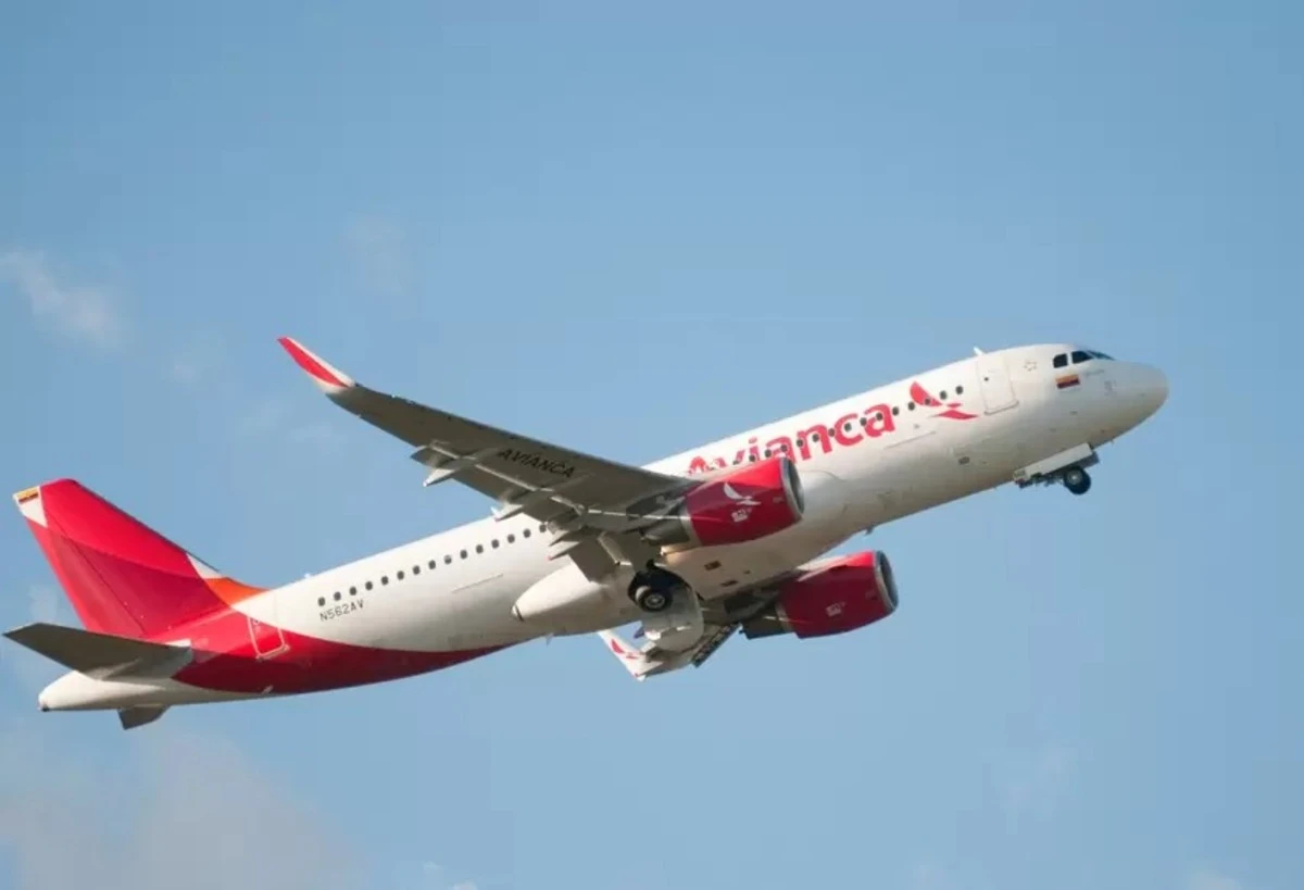 Avión que despegó de San Andrés sufrió falla mecánica en pleno vuelo