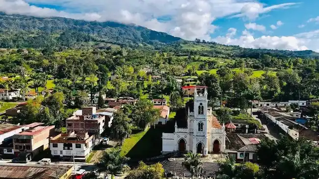 Encuentran tres integrantes de una misma familia  sin vida en Santander