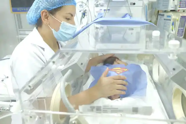 Luna: la ‘bebé milagro’ que nació en Santander, con tan solo 24 semanas de gestación - imagen 2