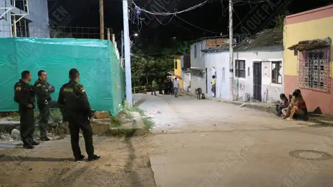 Omar murió al intentar defender a su pareja cuando una mujer la agredió en Floridablanca - imagen 2