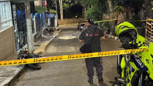 Mientras esperaba en su moto, "Tato" fue asesinado por sicarios
