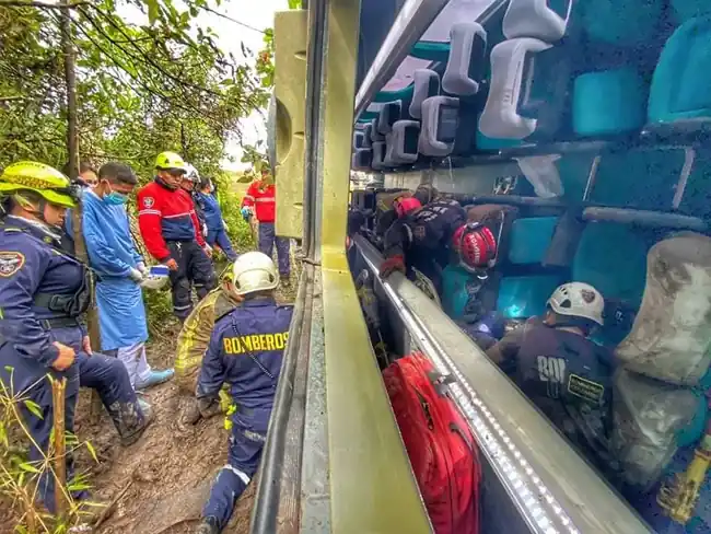 Un Santandereano Entre las Víctimas Mortales del Trágico Accidente en Arcabuco-Moniquirá - imagen 4