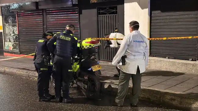 Santiago Flórez fue asesinado por sicarios en el barrio Ricaurte en Bucaramanga - imagen 2