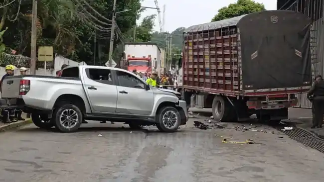 Escolta del Ejército perdió la vida tras sufrir confuso accidente en Socorro