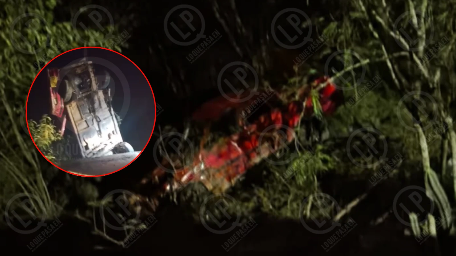 Video: Vehículo cayó a un abismo en la vía a Zapatoca, dos personas heridas