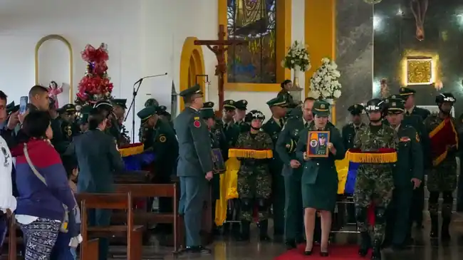 Bucaramanga despidió a 7 militares asesinados en ataque del ELN en Aguachica - imagen 3