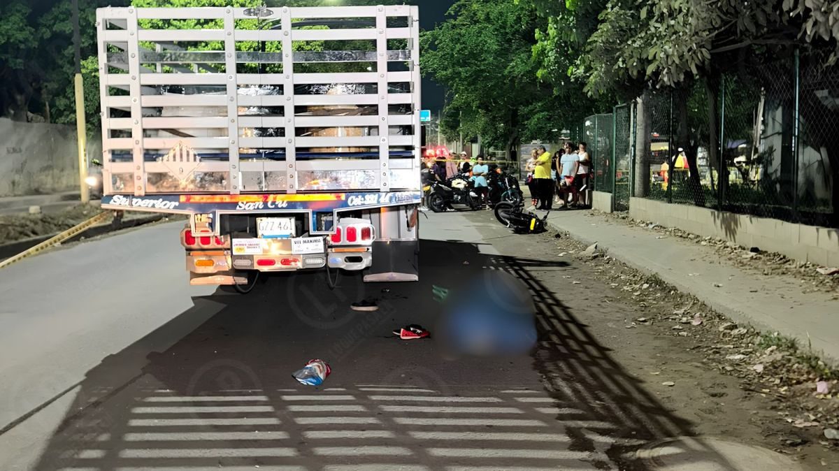 Motociclista murió tras chocar contra un camión en el sector de Chimitá - imagen 3