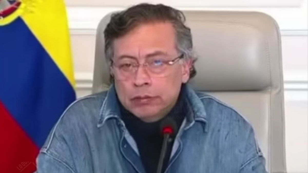 Gobierno Petro presenta nueva reforma con más impuestos antes de terminar su mandato. en Colombia
