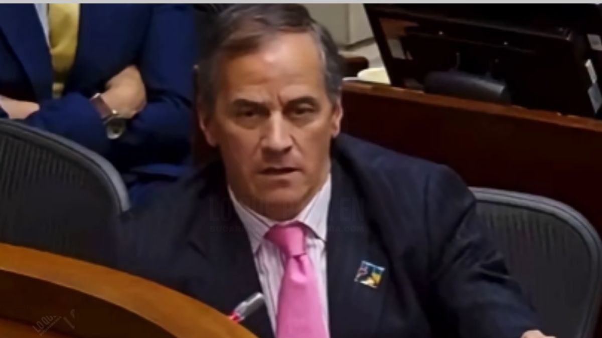 Senador del Centro Democrático rechaza posesión de Abelardo en guarnición militar en Política
