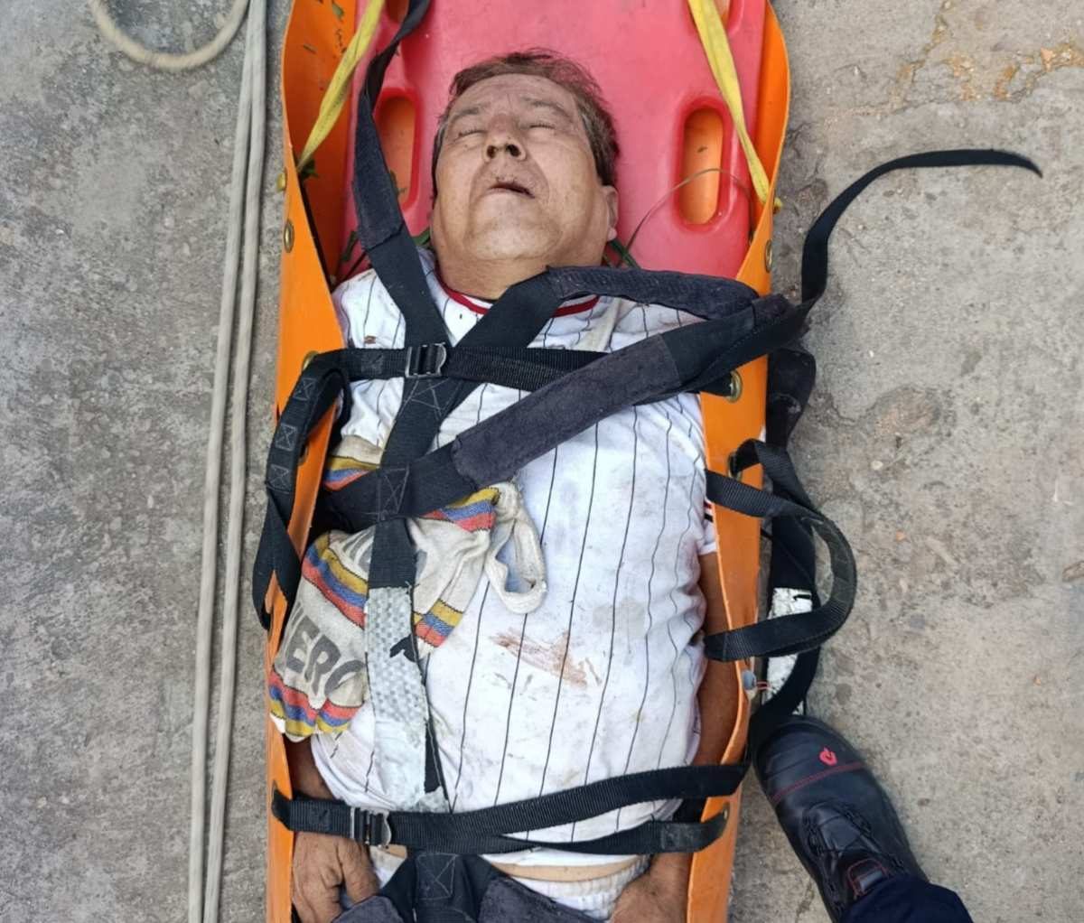 Buscan a familiares de Ricardo Santamaría tras sufrir una caída en el barrio Gaitán - imagen 3