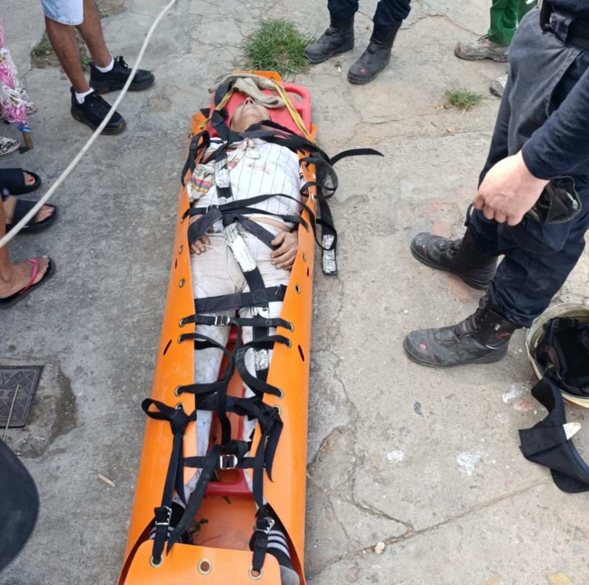 Buscan a familiares de Ricardo Santamaría tras sufrir una caída en el barrio Gaitán - imagen 4